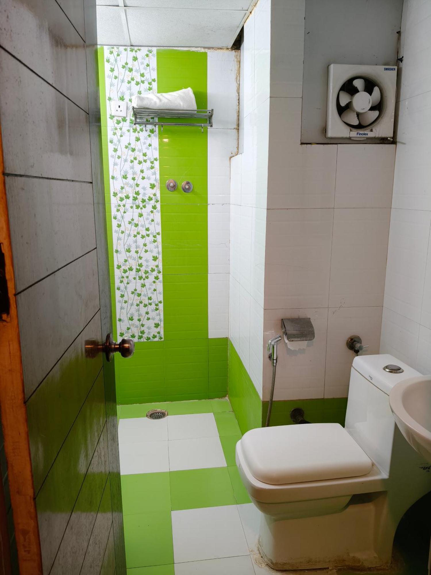 Hotel Kailash Residency Dehradun Zewnętrze zdjęcie